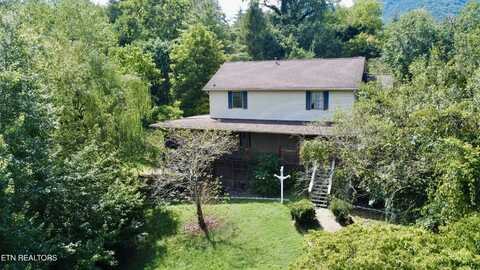 5506 Old Walland Hwy, Walland, TN 37886