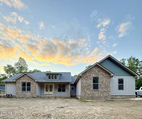 1084 Cumberland View Drive, Crossville, TN 38571