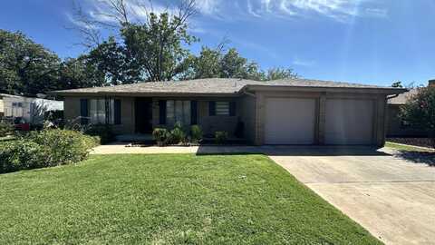 4821 7th Street, Lubbock, TX 79416