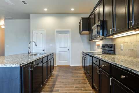 13811 Uvalde Avenue, Lubbock, TX 79423