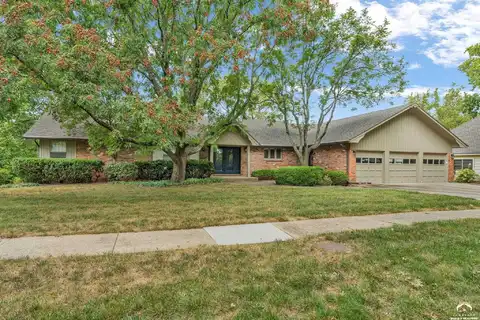 319 Homestead Drive, Lawrence, KS 66049