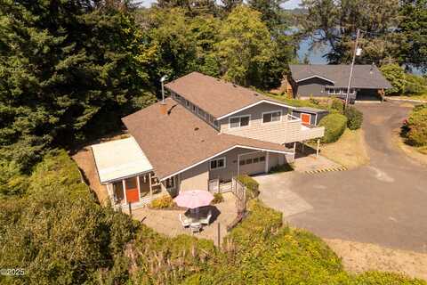 665 NE Buker Lane, Waldport, OR 97394