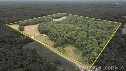 20225 Luetjen Avenue, Cole Camp, MO 65325