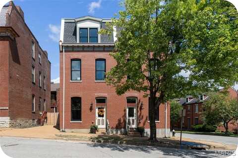 1029 Lami, Saint Louis, MO 63104