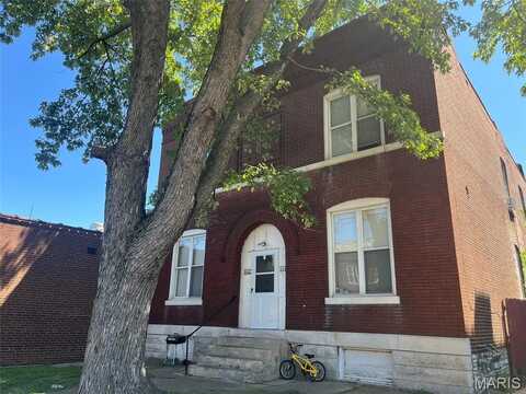 5512 Virginia Avenue, Saint Louis, MO 63111