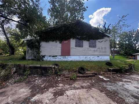 9108 Northcrest Lane, Saint Louis, MO 63136