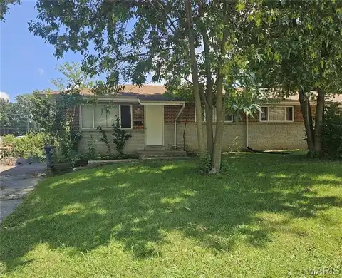 1116r Chargene Street, Saint Charles, MO 63301