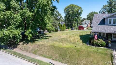 706 S 6th Street, Saint Charles, MO 63301