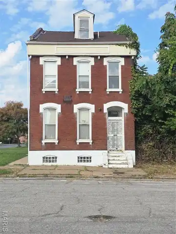 2803 Hadley Street, Saint Louis, MO 63107