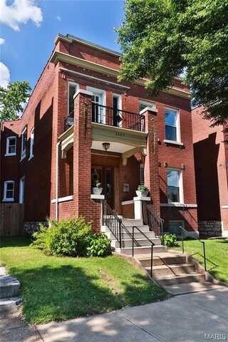3305 Pestalozzi Street, Saint Louis, MO 63118