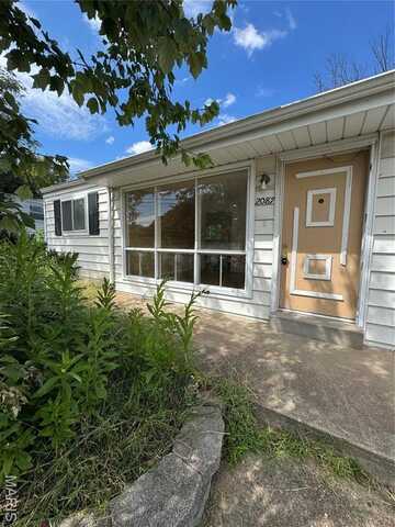 2087 Chambers Road, Saint Louis, MO 63136