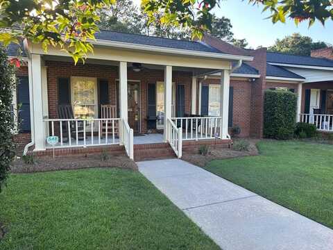 1546 Ivy lane, Moultrie, GA 31768