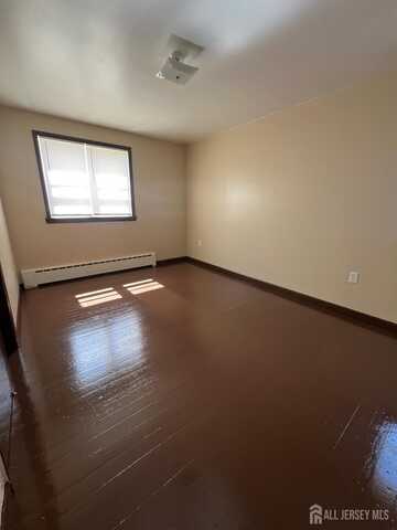 46 Delafield Street, New Brunswick, NJ 08901