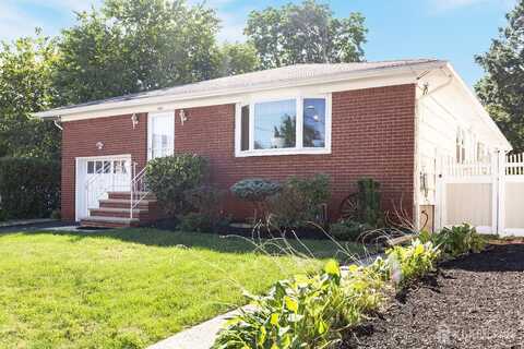 496 Ragland Drive, Roselle Park, NJ 07204