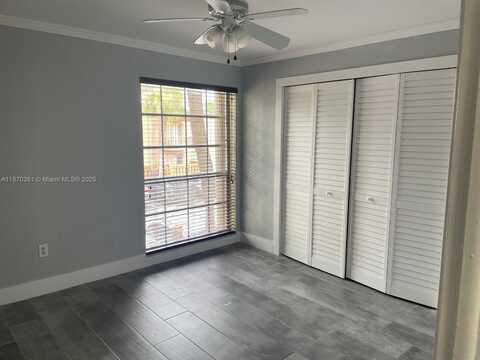 7215 Miami Lakes Dr, Miami Lakes, FL 33014