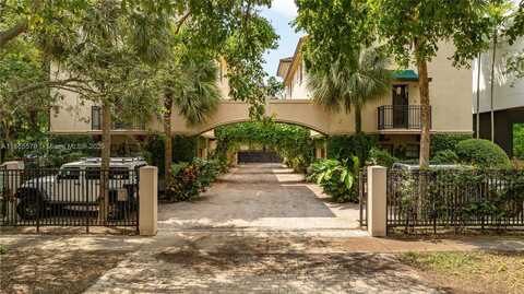2818 Coconut Ave, Miami, FL 33133