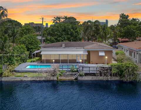 12488 N Bayshore Dr, North Miami, FL 33181