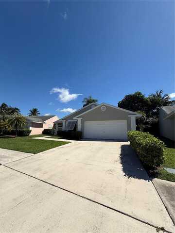 665 SE 25th Ln, Homestead, FL 33033