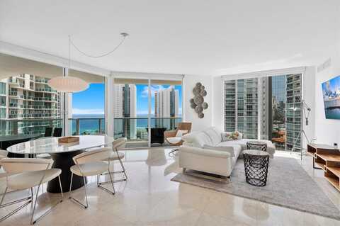 200 Sunny Isles Blvd, Sunny Isles Beach, FL 33160