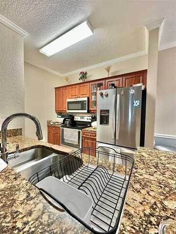 3555 Conroy Road, Orlando, FL 32839