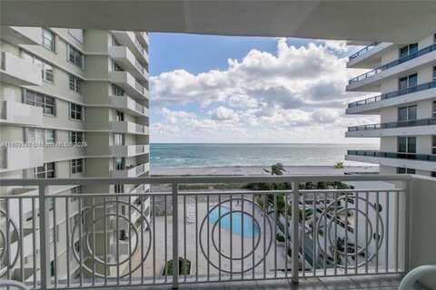 5825 Collins Ave, Miami Beach, FL 33140