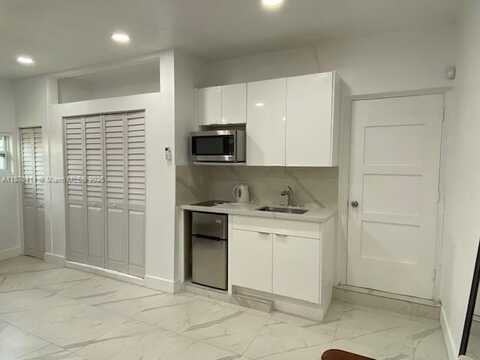 1901 NE 186th Dr, North Miami Beach, FL 33179