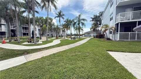 8560 SW 212th St, Cutler Bay, FL 33189