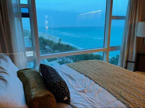 6801 Collins Ave, Miami Beach, FL 33141
