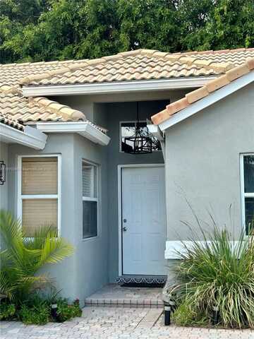 5397 Grande Palm Cir, Delray Beach, FL 33484