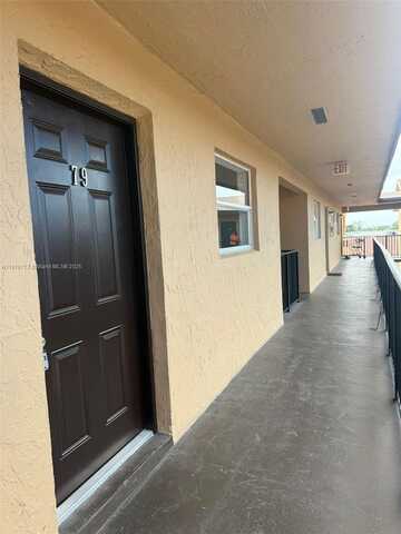 5435 W 24th Ave, Hialeah, FL 33016