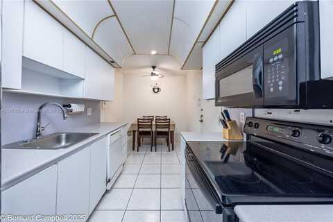 1100 Saint Charles Pl, Pembroke Pines, FL 33026