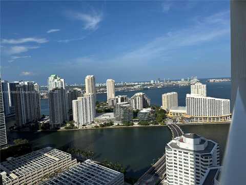 950 BRICKELL BAY DR, Miami, FL 33131