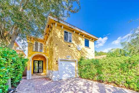 3050 Elizabeth St, Miami, FL 33133