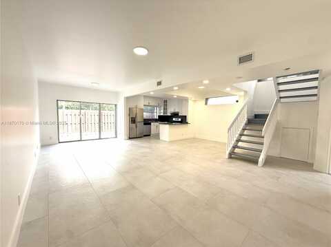 19135 NW 82nd Cir Ct, Hialeah, FL 33015