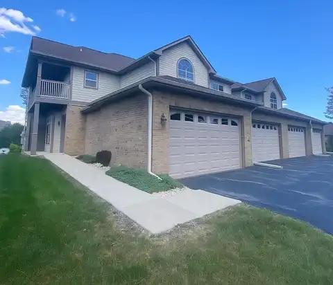 18107 W Wisconsin Ave, Brookfield, WI 53045