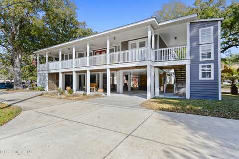 112 Edgewater Drive, Biloxi, MS 39531