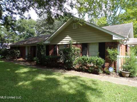 116 Willow Creek Drive, Vicksburg, MS 39183