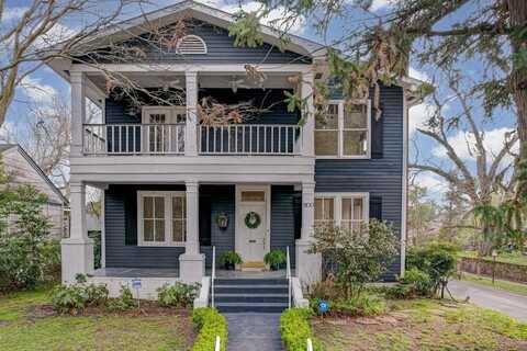 1100 Main Street, Natchez, MS 39120