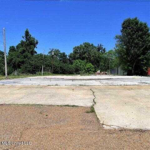 279 John R. Junkin Drive, Natchez, MS 39120