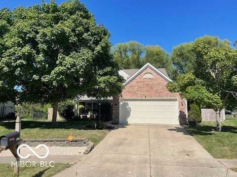 7924 Willow Wind Circle, Indianapolis, IN 46239