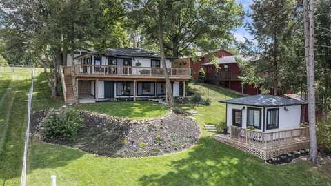67696 Thunderbird, Sturgis, MI 49091