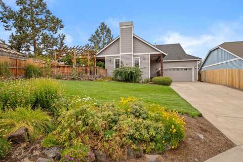 63441 Ledgestone Court, Bend, OR 97701