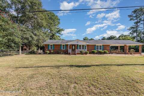 7825 Snow Hill Drive, Roseboro, NC 28382