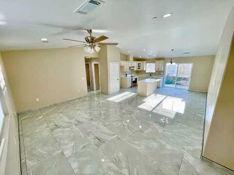 195 W Date AVE, PORTERVILLE, CA 93257