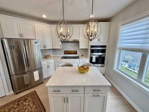 11312 Peters Farm Way, Westborough, MA 01581