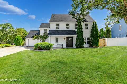 1 Maplewood Court, Barnegat, NJ 08005