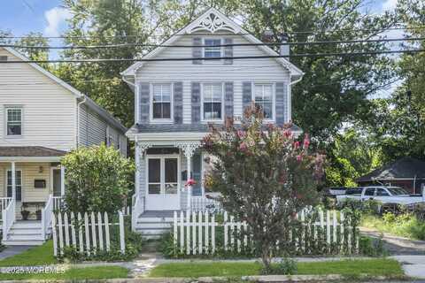 25 Conover Street, Freehold, NJ 07728