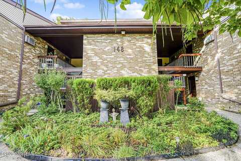 148 Amberly Drive, Manalapan, NJ 07726