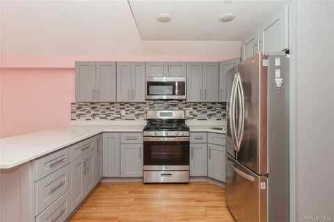 100-12 199 Street, Hollis, NY 11423