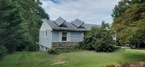 121 Sycamore Drive, New Windsor, NY 12553